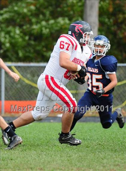 Thumbnail 1 in JV: Branford @ Lyman Hall photogallery.