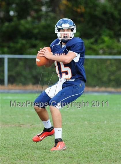 Thumbnail 1 in JV: Branford @ Lyman Hall photogallery.