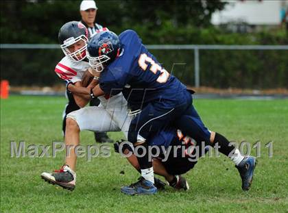 Thumbnail 1 in JV: Branford @ Lyman Hall photogallery.