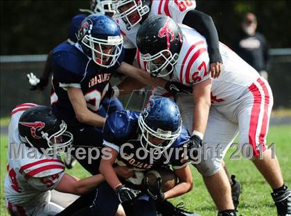 Thumbnail 2 in JV: Branford @ Lyman Hall photogallery.