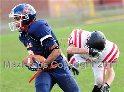 Thumbnail 2 in JV: Branford @ Lyman Hall photogallery.