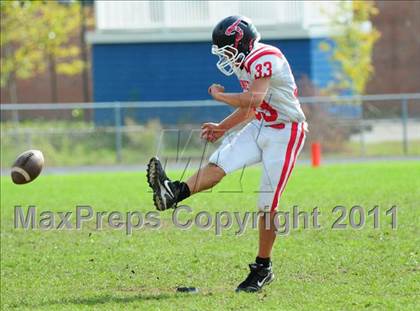 Thumbnail 2 in JV: Branford @ Lyman Hall photogallery.