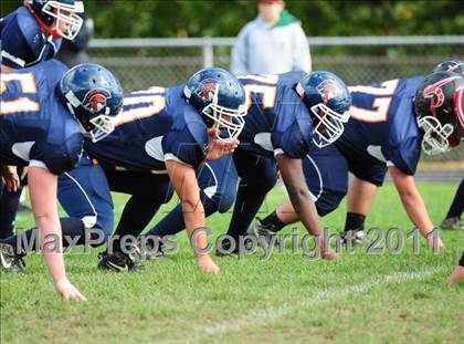 Thumbnail 1 in JV: Branford @ Lyman Hall photogallery.