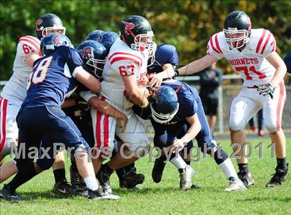 Thumbnail 3 in JV: Branford @ Lyman Hall photogallery.