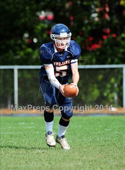 Thumbnail 1 in JV: Branford @ Lyman Hall photogallery.