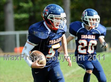 Thumbnail 1 in JV: Branford @ Lyman Hall photogallery.