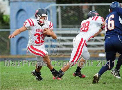 Thumbnail 2 in JV: Branford @ Lyman Hall photogallery.