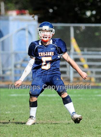 Thumbnail 3 in JV: Branford @ Lyman Hall photogallery.