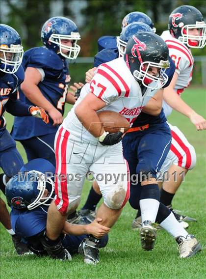 Thumbnail 2 in JV: Branford @ Lyman Hall photogallery.