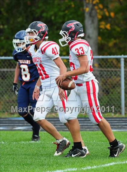 Thumbnail 2 in JV: Branford @ Lyman Hall photogallery.