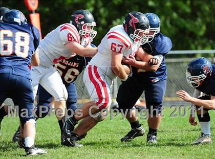 Thumbnail 1 in JV: Branford @ Lyman Hall photogallery.