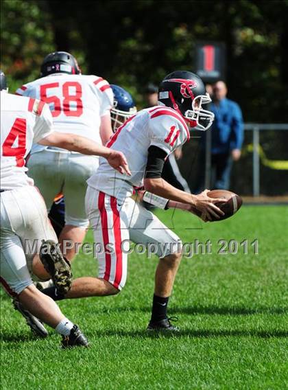 Thumbnail 2 in JV: Branford @ Lyman Hall photogallery.