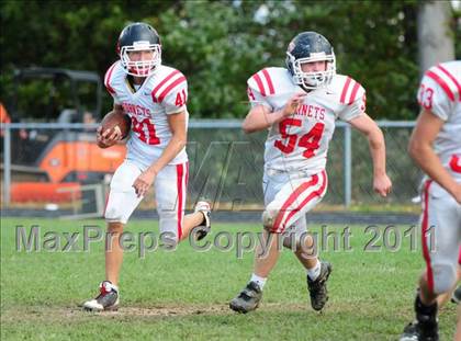 Thumbnail 2 in JV: Branford @ Lyman Hall photogallery.