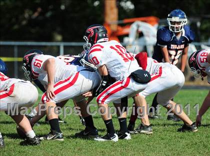 Thumbnail 1 in JV: Branford @ Lyman Hall photogallery.