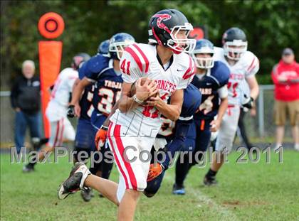 Thumbnail 3 in JV: Branford @ Lyman Hall photogallery.