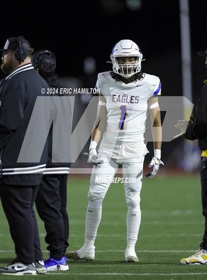 Thumbnail 3 in Palos Verdes vs Bakersfield Christian (CIF Division 2-A Regional Final) photogallery.