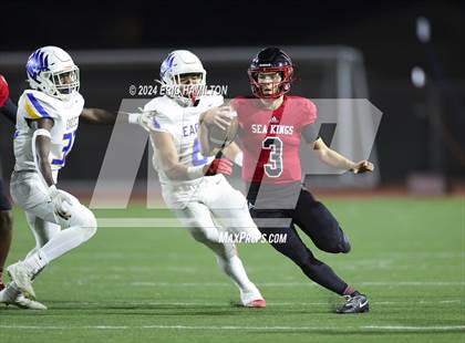Thumbnail 1 in Palos Verdes vs Bakersfield Christian (CIF Division 2-A Regional Final) photogallery.
