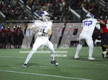 Thumbnail 3 in Palos Verdes vs Bakersfield Christian (CIF Division 2-A Regional Final) photogallery.