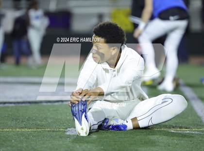 Thumbnail 1 in Palos Verdes vs Bakersfield Christian (CIF Division 2-A Regional Final) photogallery.