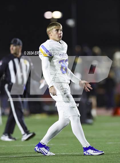 Thumbnail 1 in Palos Verdes vs Bakersfield Christian (CIF Division 2-A Regional Final) photogallery.