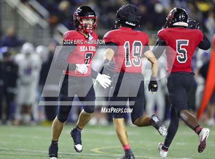 Thumbnail 2 in Palos Verdes vs Bakersfield Christian (CIF Division 2-A Regional Final) photogallery.