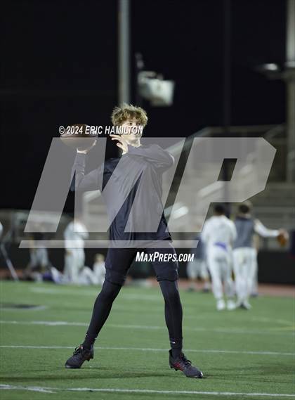Thumbnail 3 in Palos Verdes vs Bakersfield Christian (CIF Division 2-A Regional Final) photogallery.