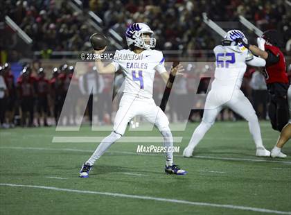 Thumbnail 2 in Palos Verdes vs Bakersfield Christian (CIF Division 2-A Regional Final) photogallery.