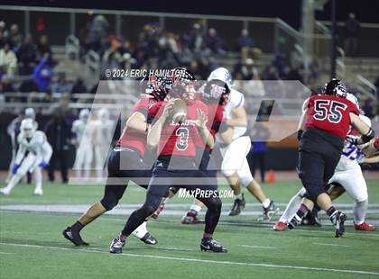 Thumbnail 3 in Palos Verdes vs Bakersfield Christian (CIF Division 2-A Regional Final) photogallery.