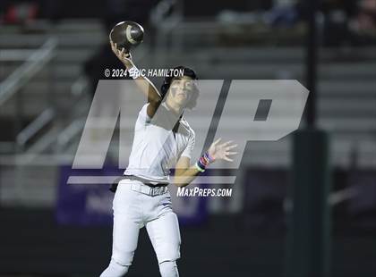 Thumbnail 2 in Palos Verdes vs Bakersfield Christian (CIF Division 2-A Regional Final) photogallery.