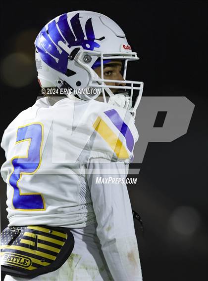 Thumbnail 2 in Palos Verdes vs Bakersfield Christian (CIF Division 2-A Regional Final) photogallery.