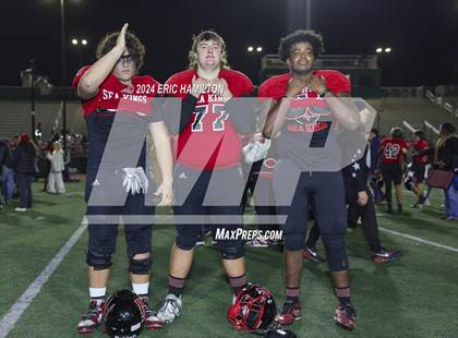 Thumbnail 1 in Palos Verdes vs Bakersfield Christian (CIF Division 2-A Regional Final) photogallery.