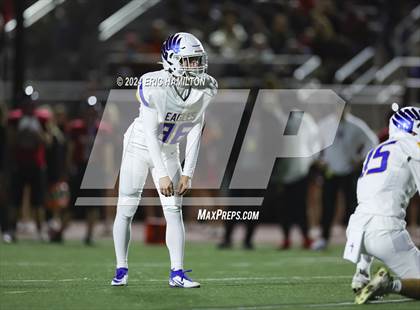 Thumbnail 2 in Palos Verdes vs Bakersfield Christian (CIF Division 2-A Regional Final) photogallery.