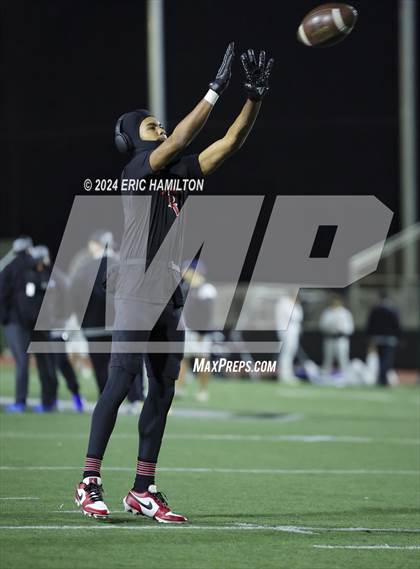 Thumbnail 3 in Palos Verdes vs Bakersfield Christian (CIF Division 2-A Regional Final) photogallery.