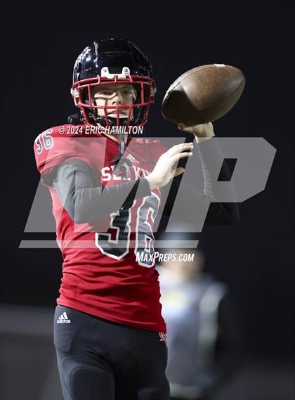 Thumbnail 3 in Palos Verdes vs Bakersfield Christian (CIF Division 2-A Regional Final) photogallery.