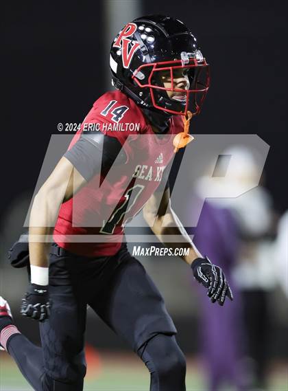 Thumbnail 3 in Palos Verdes vs Bakersfield Christian (CIF Division 2-A Regional Final) photogallery.