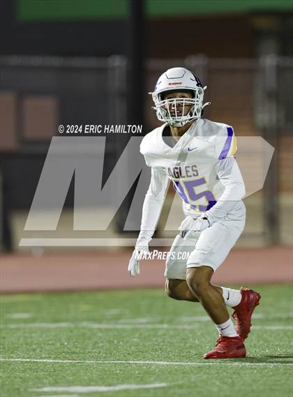 Thumbnail 1 in Palos Verdes vs Bakersfield Christian (CIF Division 2-A Regional Final) photogallery.