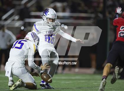 Thumbnail 2 in Palos Verdes vs Bakersfield Christian (CIF Division 2-A Regional Final) photogallery.