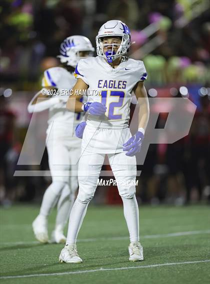 Thumbnail 3 in Palos Verdes vs Bakersfield Christian (CIF Division 2-A Regional Final) photogallery.
