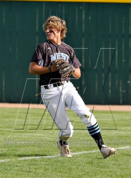 Thumbnail 1 in Pueblo West vs. Mountain View (CHSAA 4A Final)  photogallery.