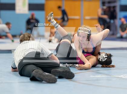 Thumbnail 1 in Sandhill's Athletic Conference photogallery.