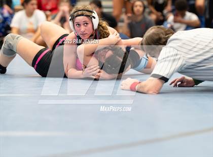 Thumbnail 1 in Sandhill's Athletic Conference photogallery.