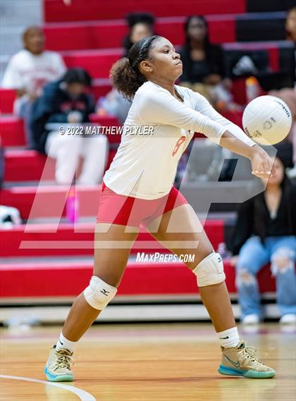 Thumbnail 1 in Jack Britt @ Seventy-First photogallery.