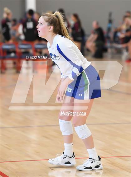 Thumbnail 2 in Xavier College Prep vs. Mater Dei (Nike TOC Southwest) photogallery.