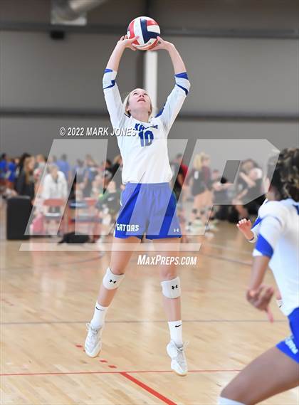 Thumbnail 3 in Xavier College Prep vs. Mater Dei (Nike TOC Southwest) photogallery.