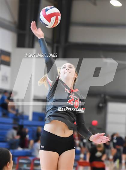 Thumbnail 2 in Xavier College Prep vs. Mater Dei (Nike TOC Southwest) photogallery.