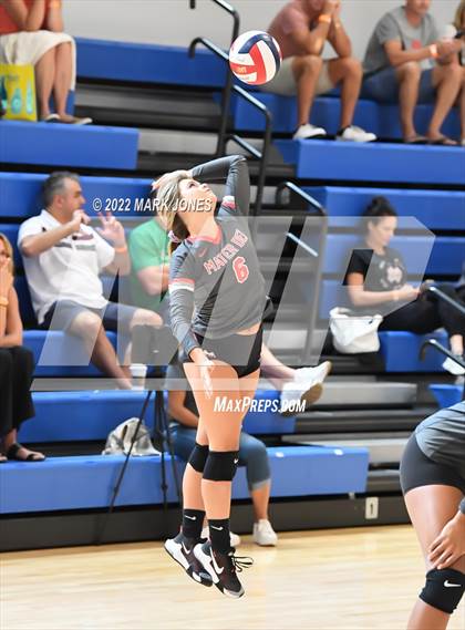 Thumbnail 3 in Xavier College Prep vs. Mater Dei (Nike TOC Southwest) photogallery.