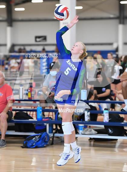 Thumbnail 1 in Xavier College Prep vs. Mater Dei (Nike TOC Southwest) photogallery.