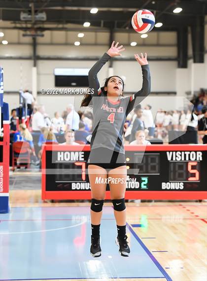 Thumbnail 3 in Xavier College Prep vs. Mater Dei (Nike TOC Southwest) photogallery.