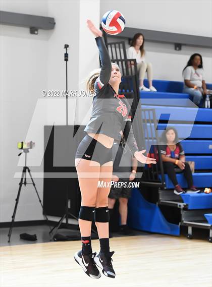 Thumbnail 2 in Xavier College Prep vs. Mater Dei (Nike TOC Southwest) photogallery.