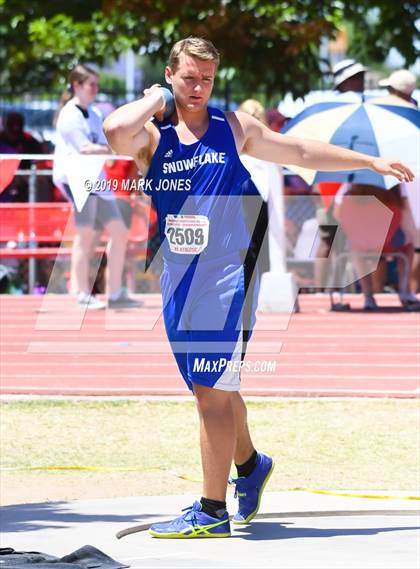 Thumbnail 3 in AIA Track & Field Championships (Boys Shot Put) photogallery.